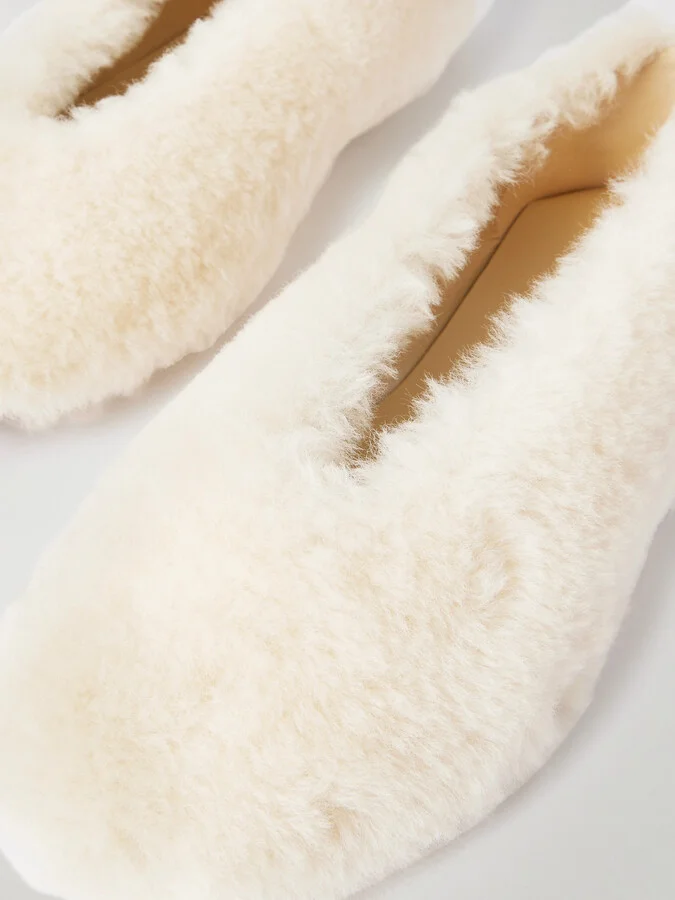 Le Monde Béryl - Luna Shearling Ballet Flats - Neutrals - Image 4