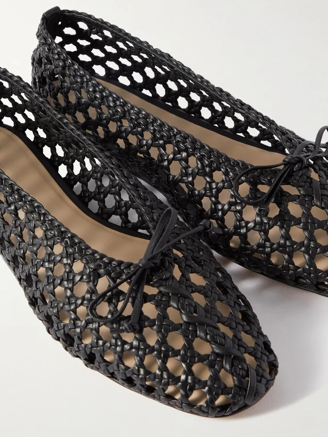 Le Monde Béryl - Regency Bow-embellished Woven Leather Ballet Flats - Black - Image 4