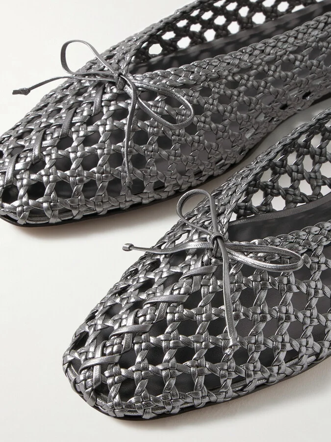 Le Monde Béryl - Regency Bow-embellished Woven Metallic Leather Ballet Flats - Silver - Image 4