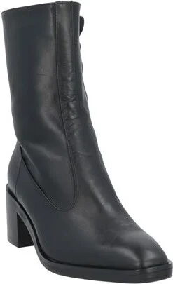 Le Monde Beryl Woman Ankle boots - Image 2