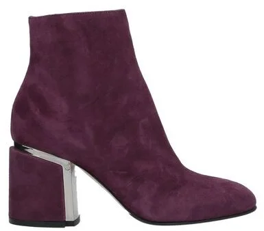 Mauve