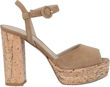 Le Silla Woman Mules & Clogs