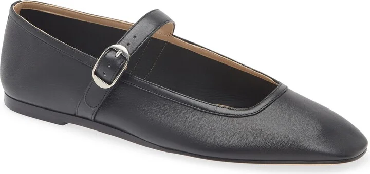 Lea Mary Jane Flat