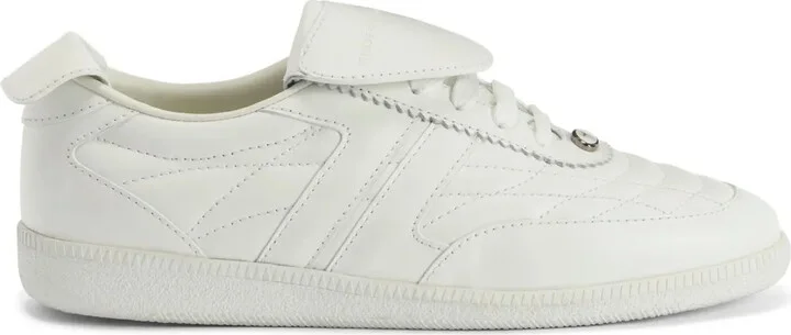 League leather sneakers