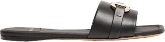 Leah flat sandals