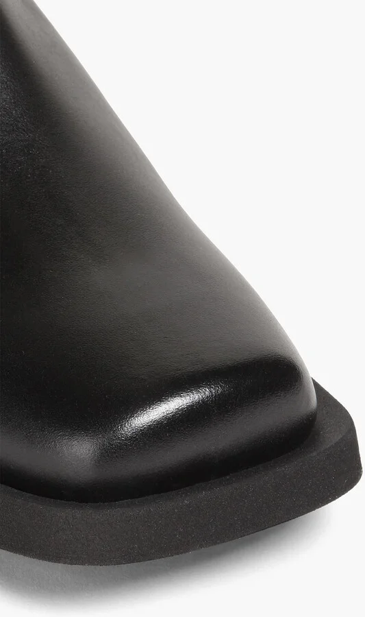 Leather Chelsea boots - Image 4