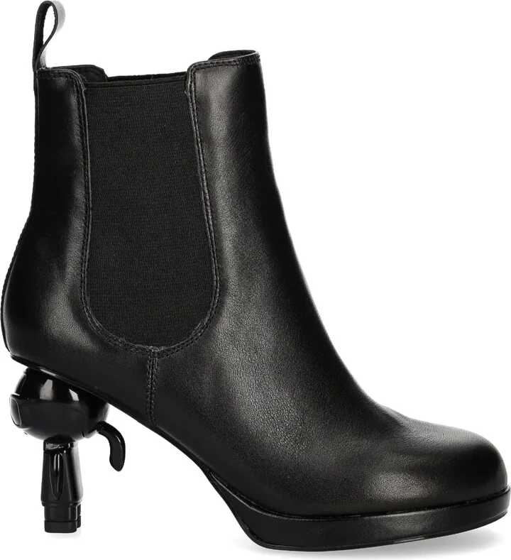 leather Chelsea boots
