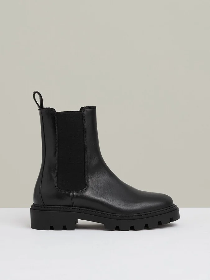 Leather Cleated Sole Chelsea Boots