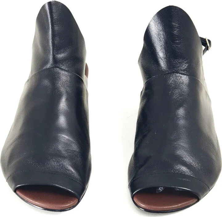 Leather Flat Sandals - Image 2
