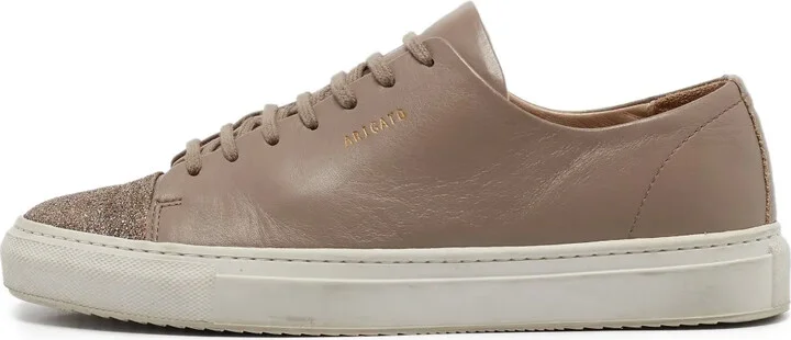 neutrals