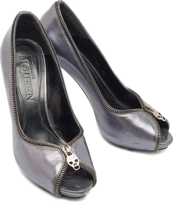 Leather Heel Pumps - Image 3