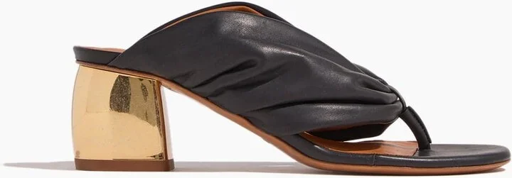 Leather Heeled Thong Sandal in Nero
