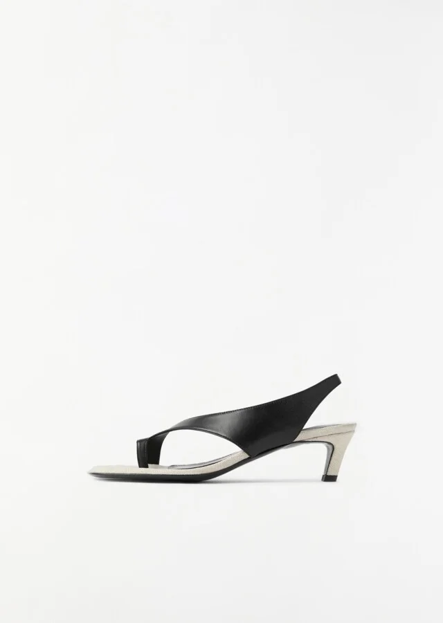 Leather Heeled Thong Sandals Black