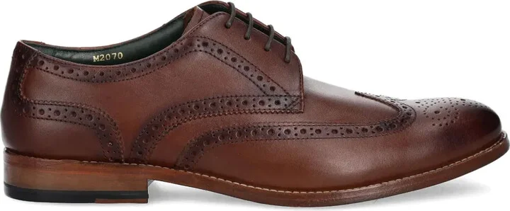 Leather Lace-Up Shoes