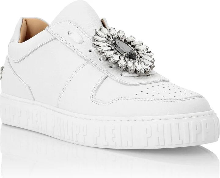Leather Lo-Top Sneakers Brooches King Power