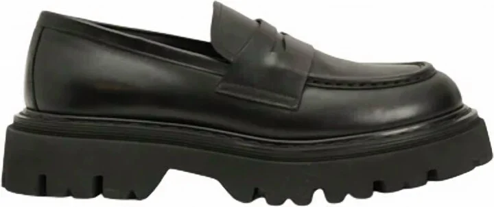 Leather Loafer In Black