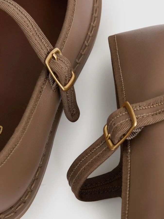 Leather Mary-jane Shoes - Image 5