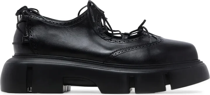 leather Oxford shoes