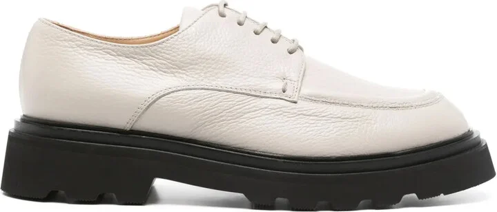 leather Oxford shoes