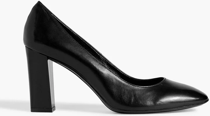 Leather pumps