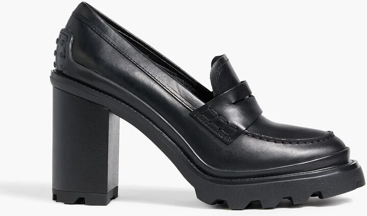 Leather pumps