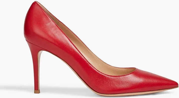 Leather pumps