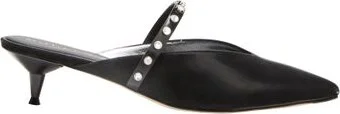 Leather sandals