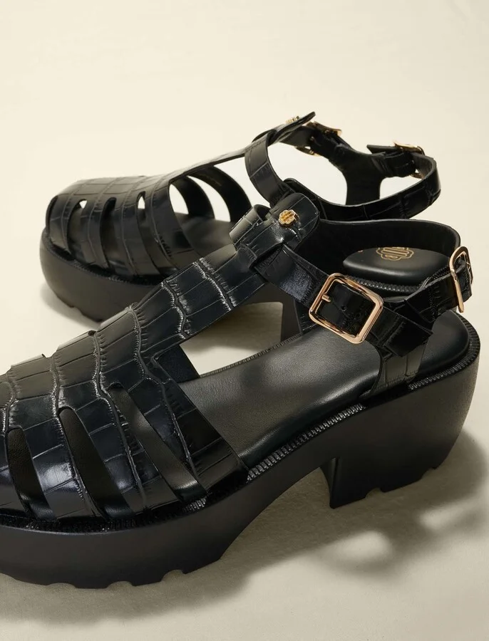 Leather sandals with tread - Image 2