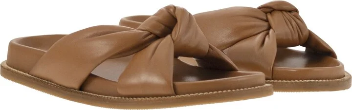 Leather Slipper With Fussbett And Knot - Image 4