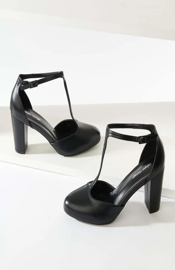 Leatherette T-Strap Astaire Pumps