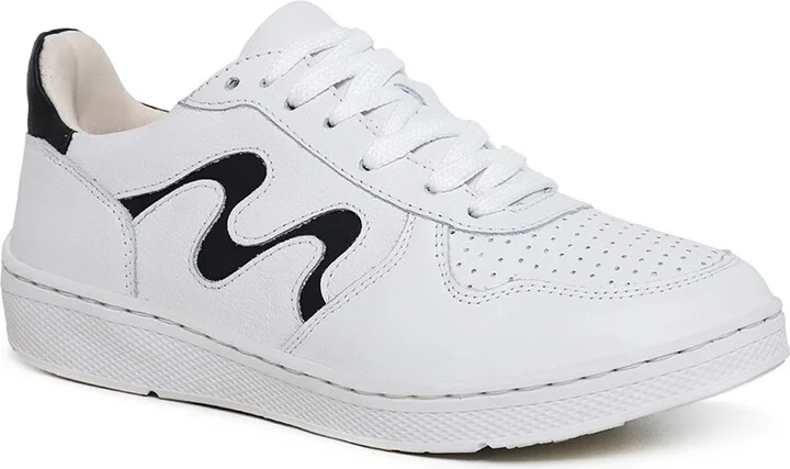 WHITEBLACK