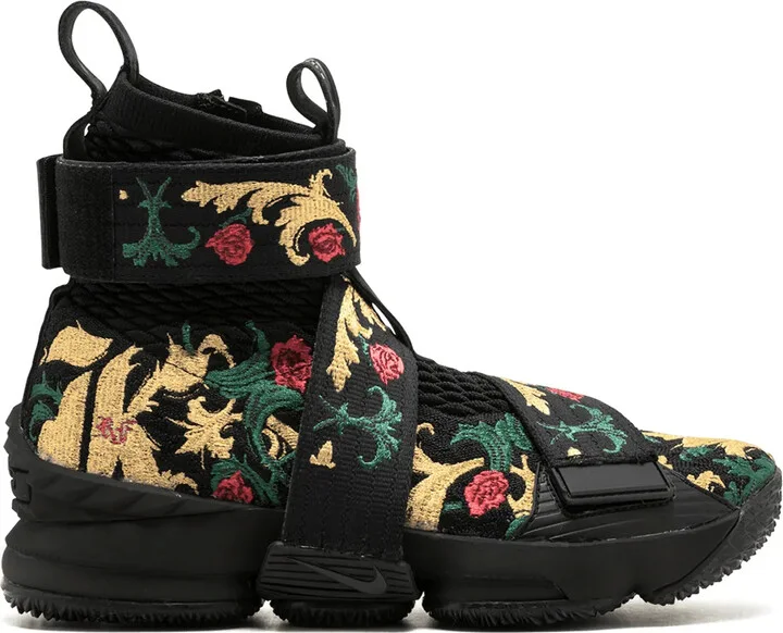 Lebron 15 Lif sneakers