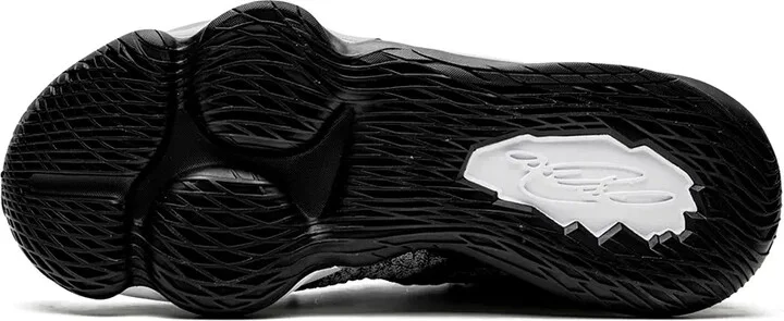 LeBron 17 "Black/White" sneakers - Image 4