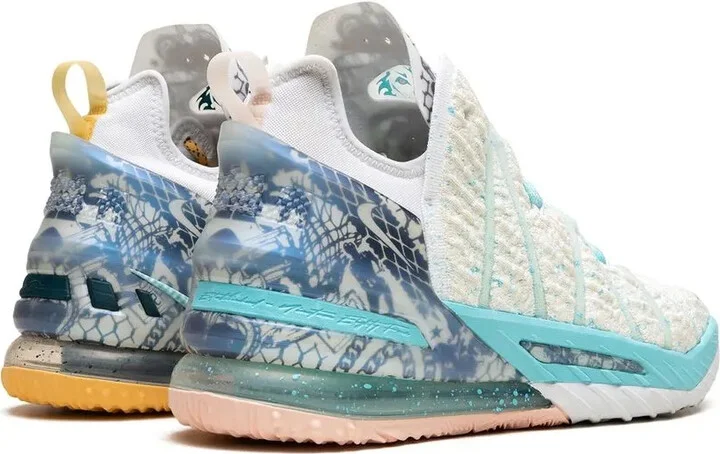 Lebron 18 "Reflections Flip" sneakers - Image 3