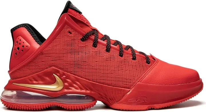 LeBron 19 Low "Light Crimson" sneakers