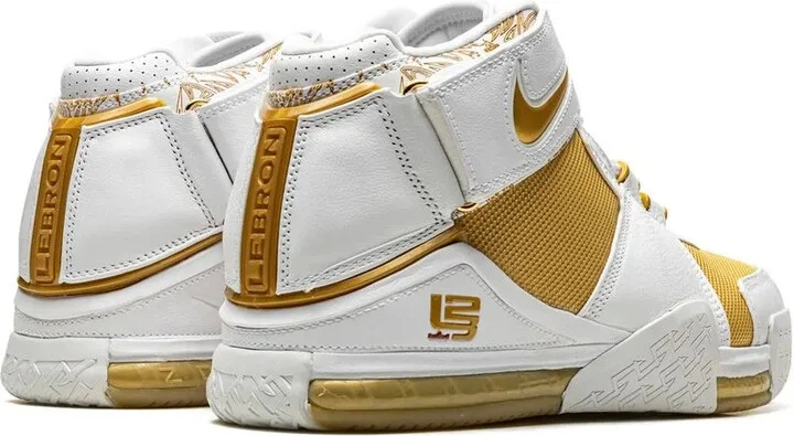 LeBron 2 "Maccabi Tel Aviv" sneakers - Image 3