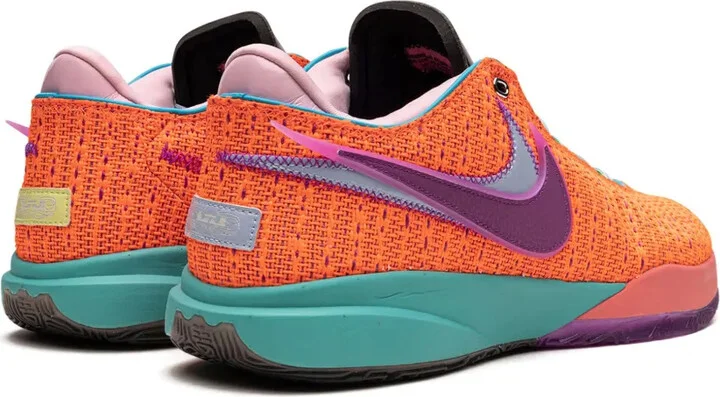 Lebron 20 "Chosen 1" sneakers - Image 3