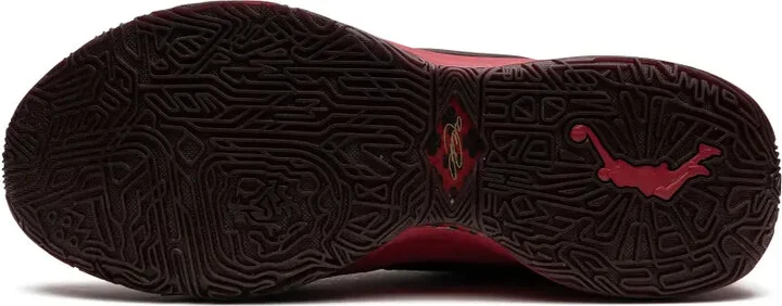 Lebron 20 "Liverpool" sneakers - Image 4