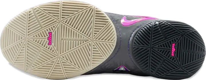 LeBron 22 "Blacklight" sneakers - Image 5