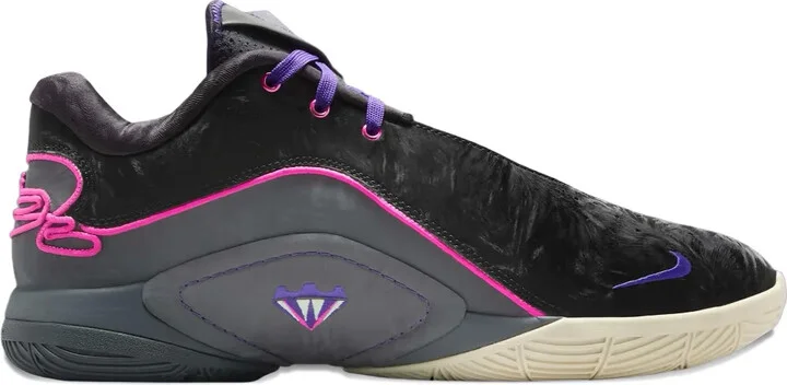 LeBron 22 "Blacklight" sneakers