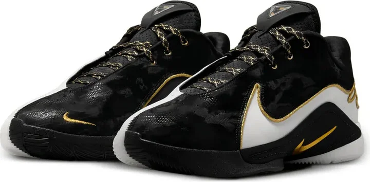 LeBron 22 "Mogul" sneakers - Image 2