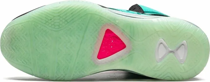 LeBron 8 "South Beach 2021" sneakers - Image 4