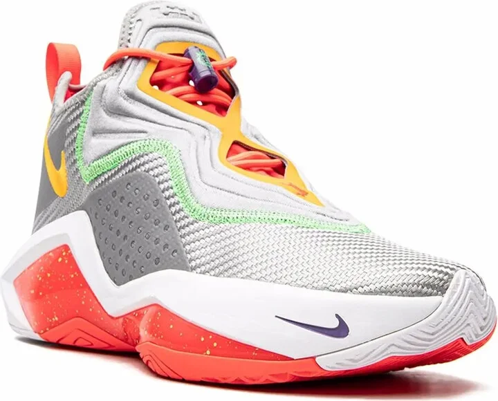 LeBron Soldier 14 "Hare" sneakers - Image 2