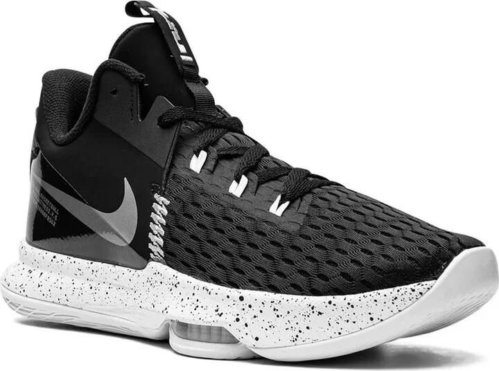 LeBron Witness V sneakers - Image 2