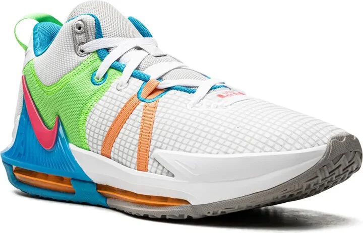 Lebron Witness VII "Grey Fog/Cobblestone/Laser Blue/Hyper Pink" sneakers - Image 2