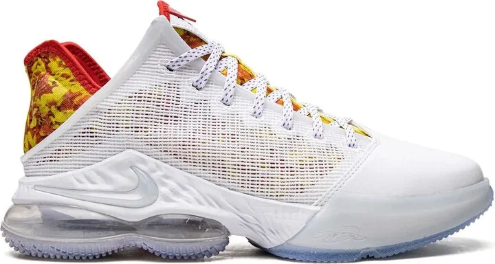 LeBron XIX Low "Magic Fruity Pebbles" sneakers