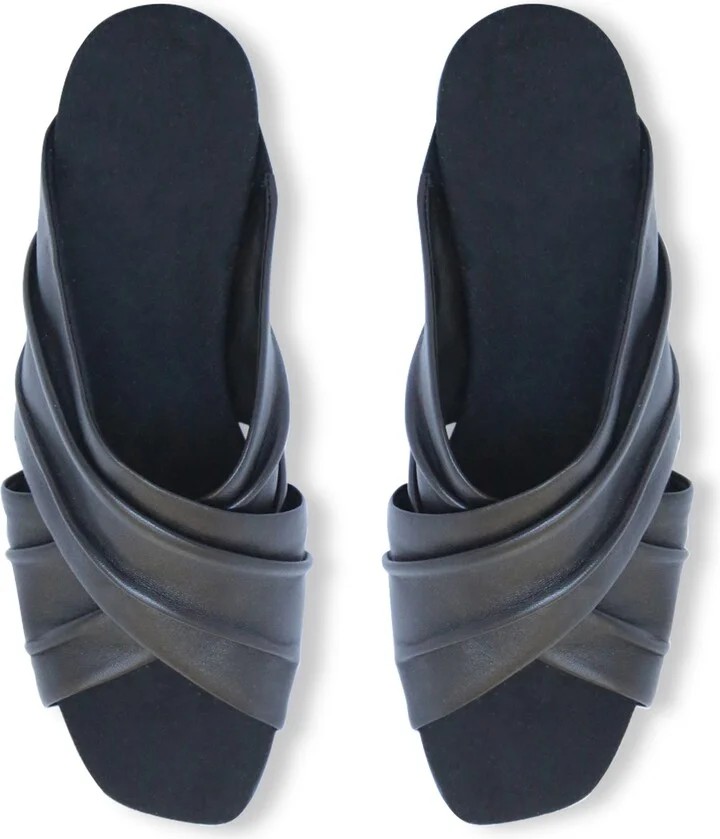 Lee Slide Sandal - Image 9
