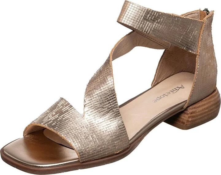 Leigh Sandal