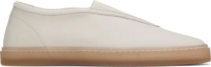 WH038 Clay White