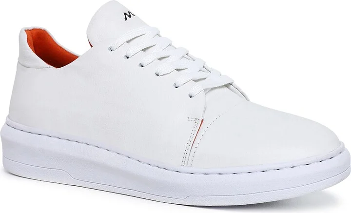 Leme Low Top Leather Sneaker